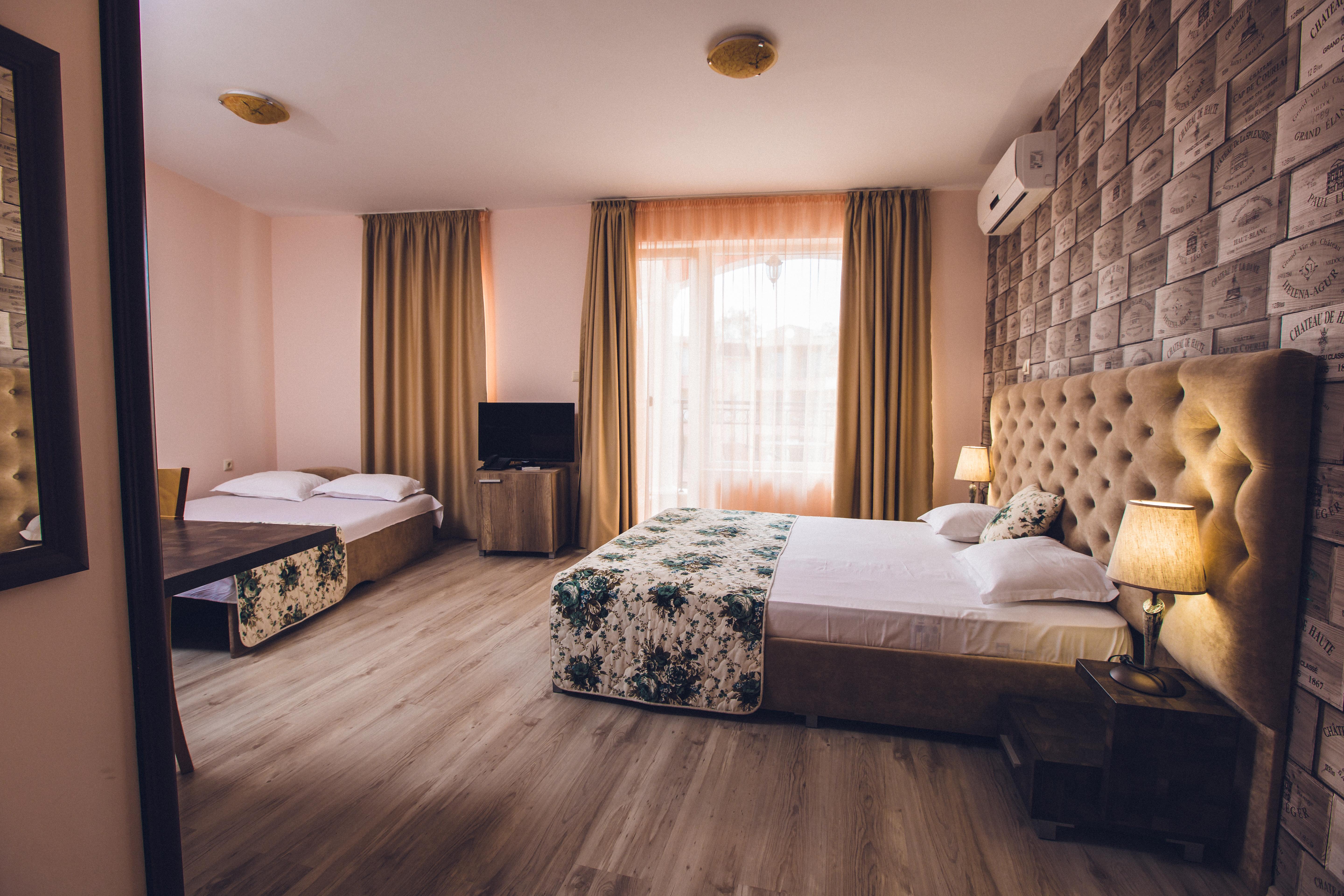 Avenue Deluxe Hotel Napospart Kültér fotó